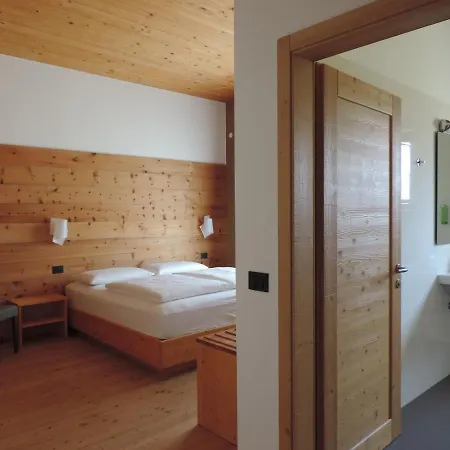 ホテル Garni Tuttotondo 3*